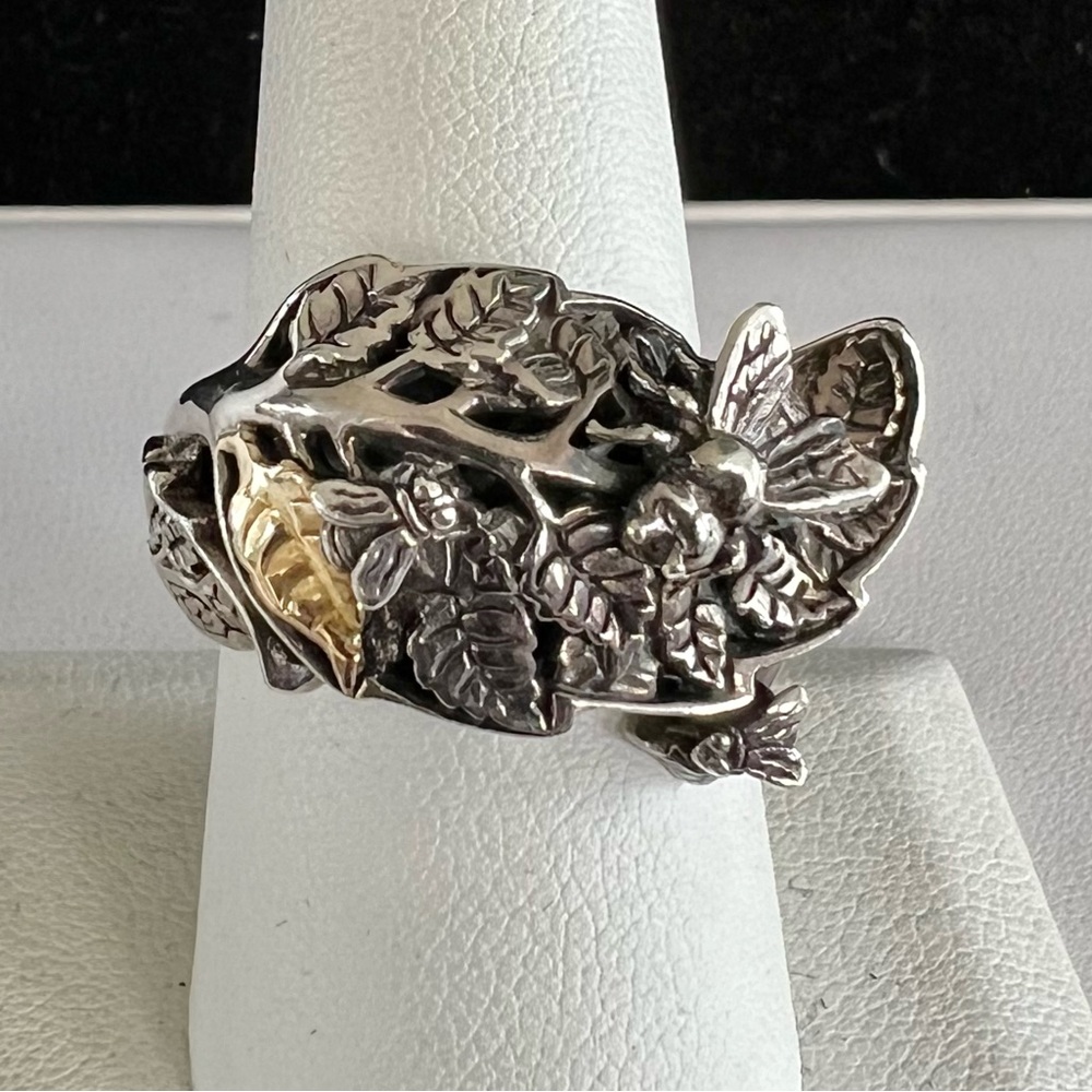 Gorgeous Designer 18k Gold and Sterling  Bee Ring